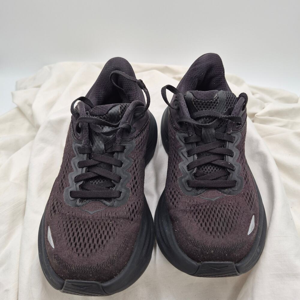Hoka One One Bondi 9 athletic running shoe black Women sz 5